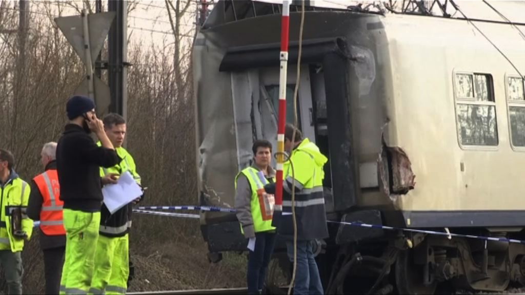 比利時列車出軌一死逾二十傷