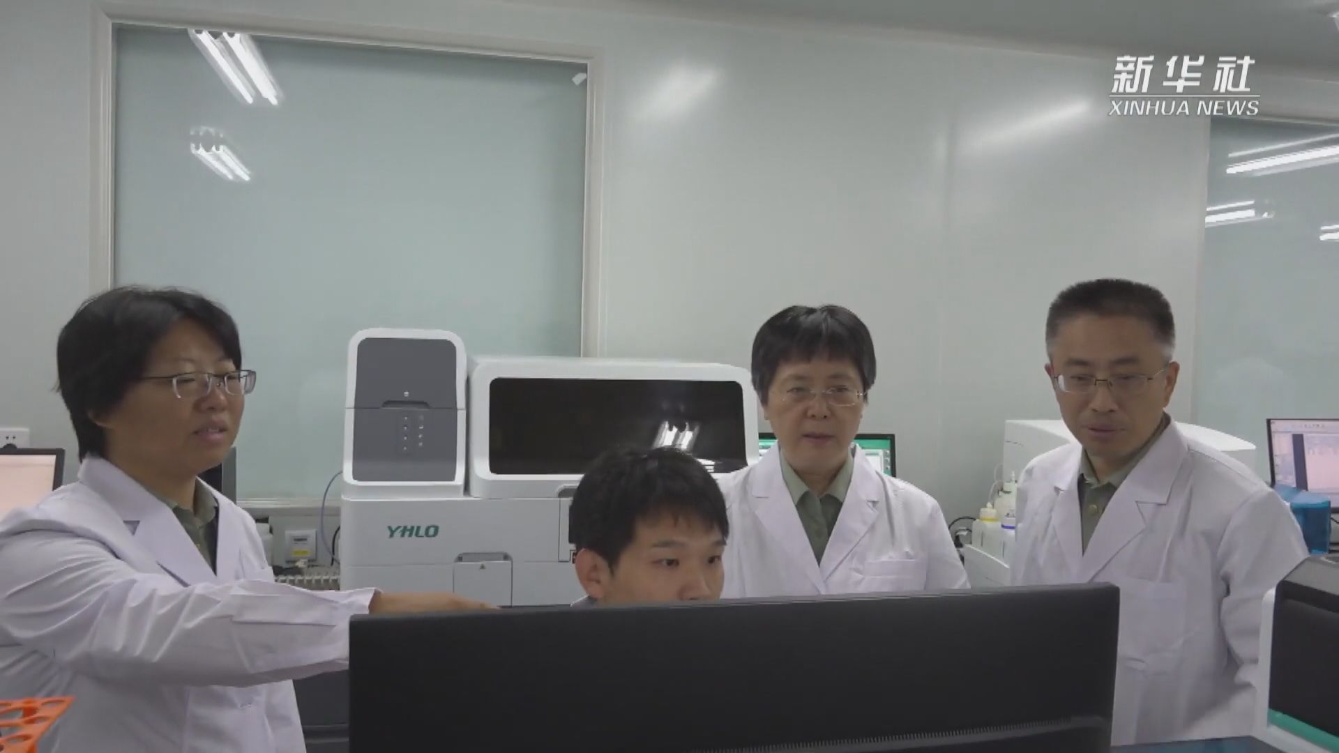 陳薇及鍾南山團隊進行新型疫苗研發