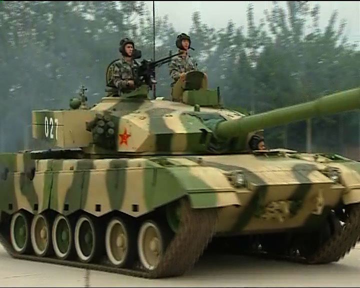 
北京裝甲兵工程學院展示軍備