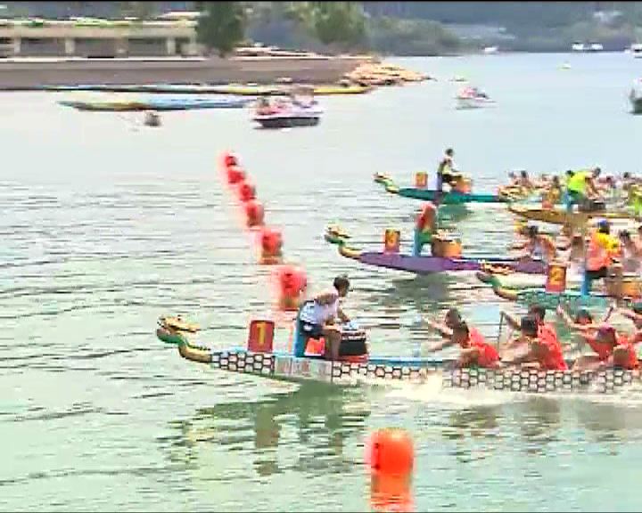 
殘障人士參與西貢龍舟賽