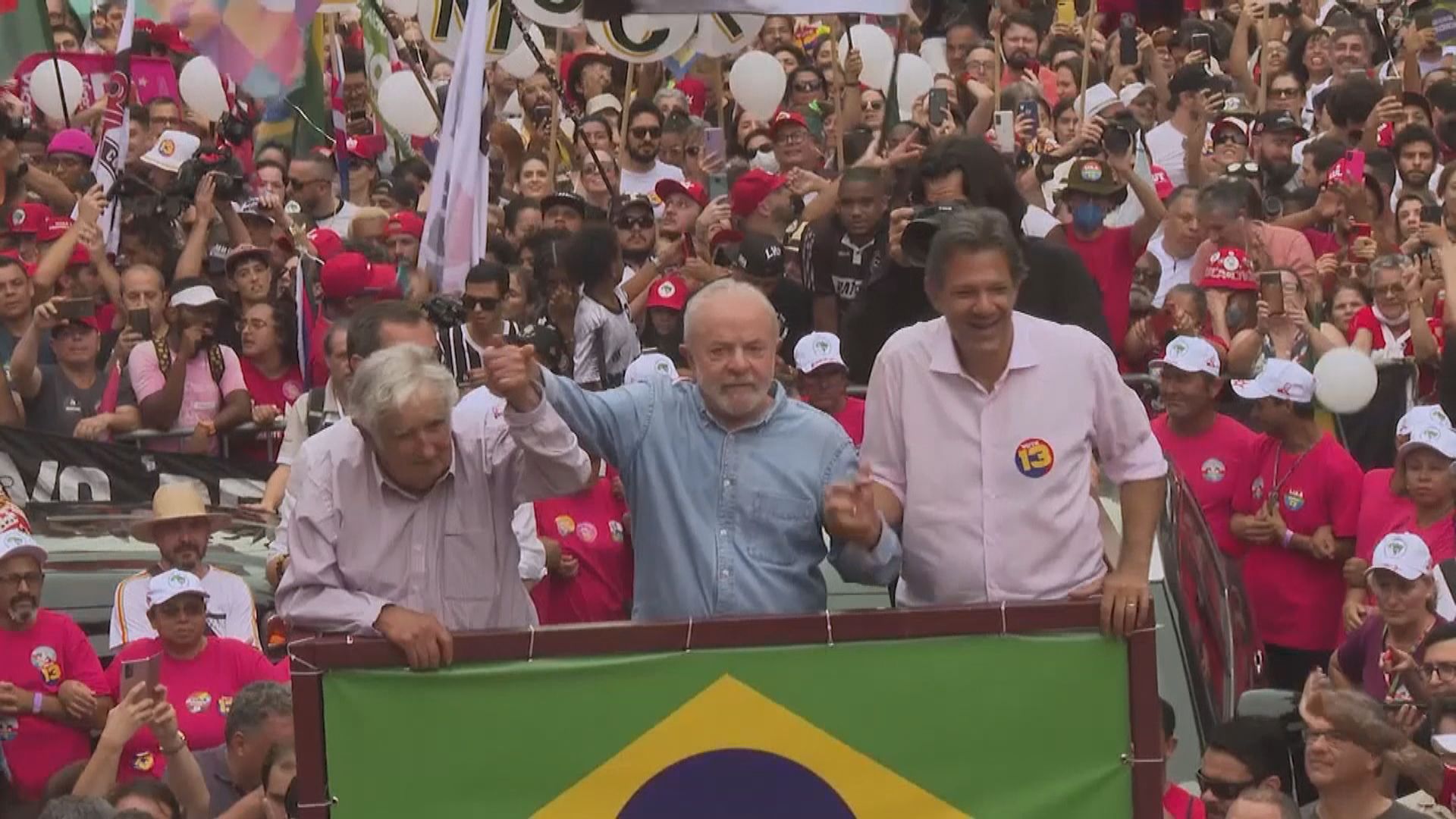 巴西周日舉行總統選舉第二輪投票　兩名候選人最後衝刺拉票