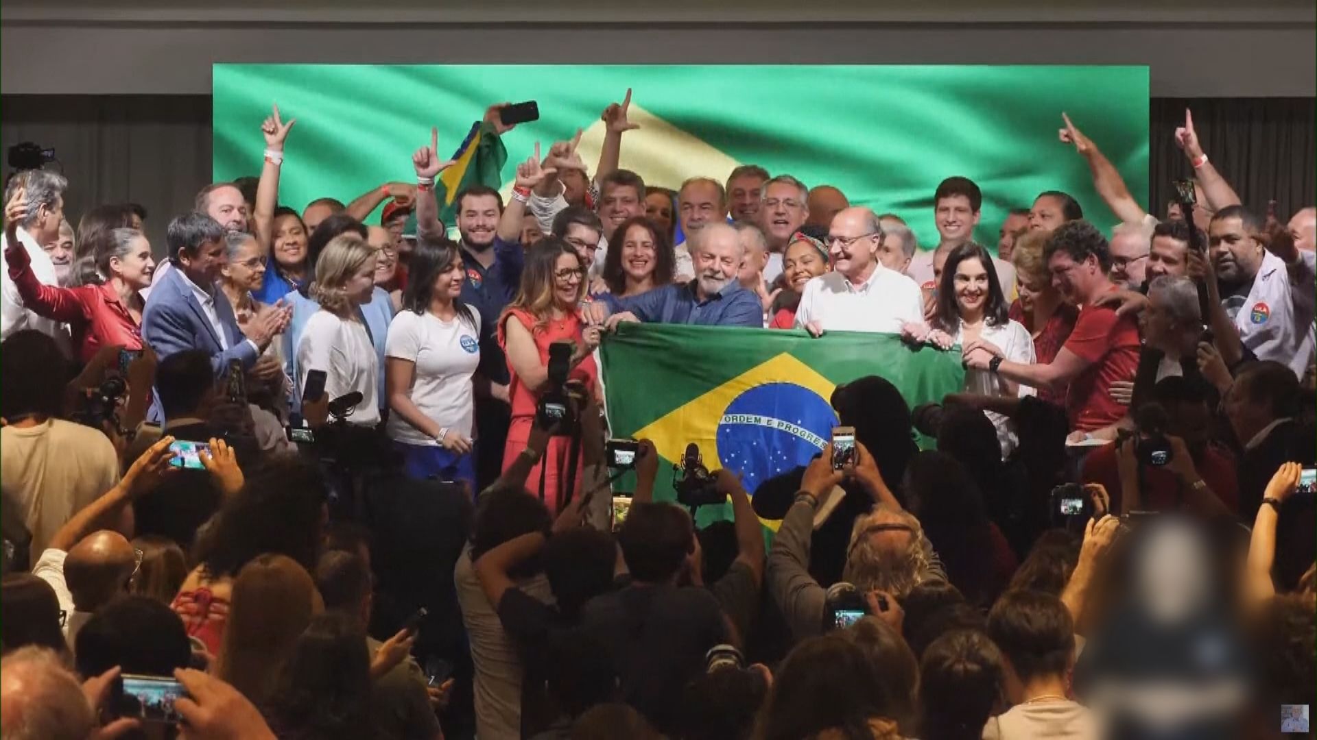 巴西總統選舉　盧拉擊敗博索納羅當選下任總統