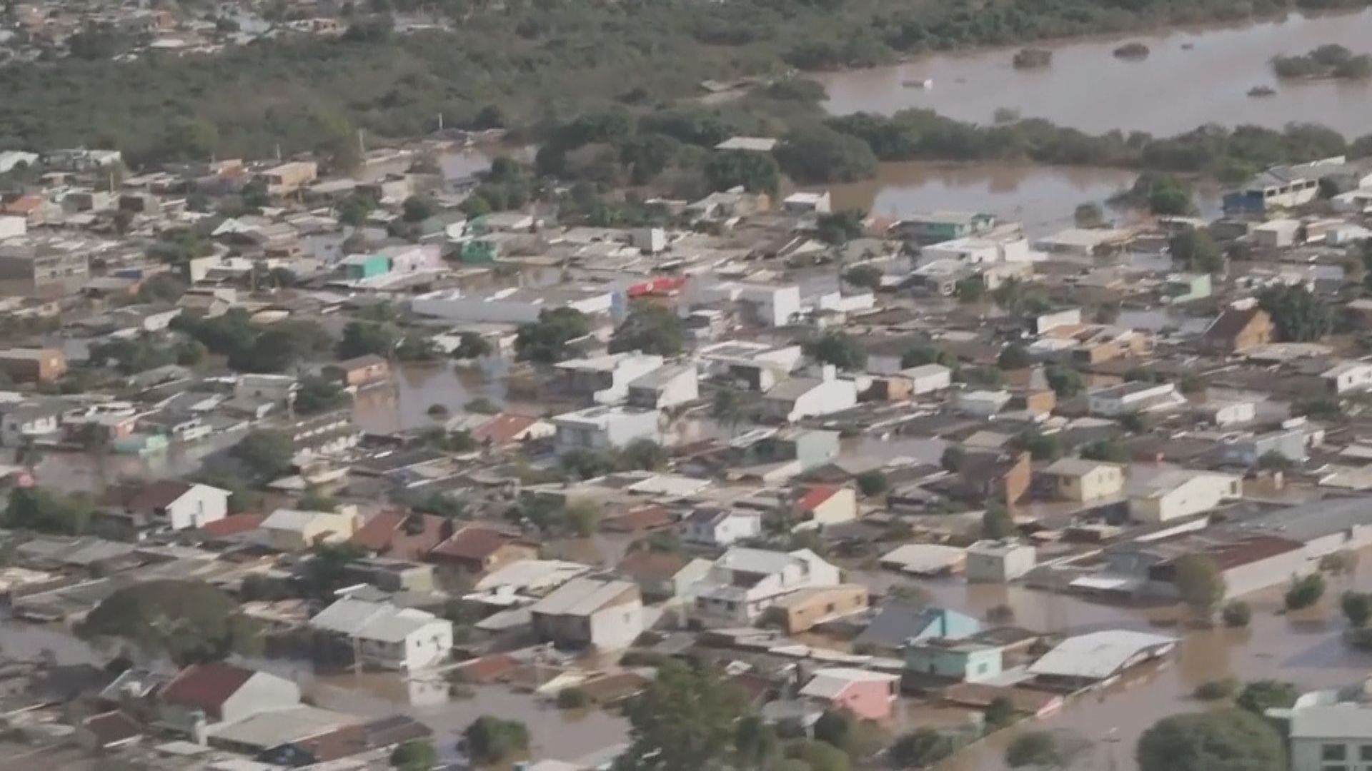 巴西南部水災死亡人數增至最少100人
