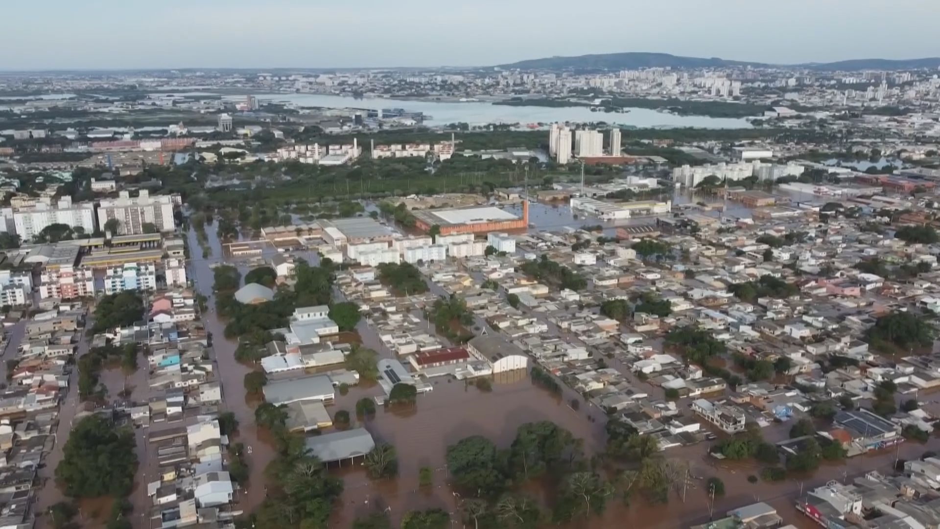 巴西南部洪災增至一百死 球星協助救災