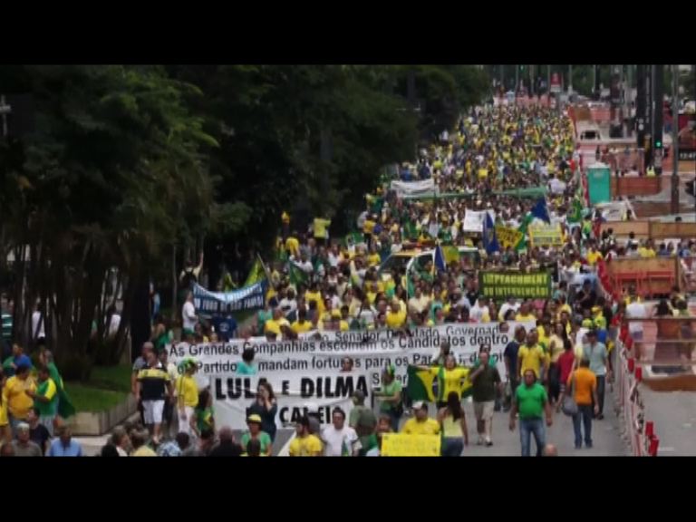 
巴西逾50城市反政府示威不滿反貪不力