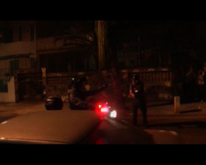 
巴西警方涉嫌開槍鎮壓示威者