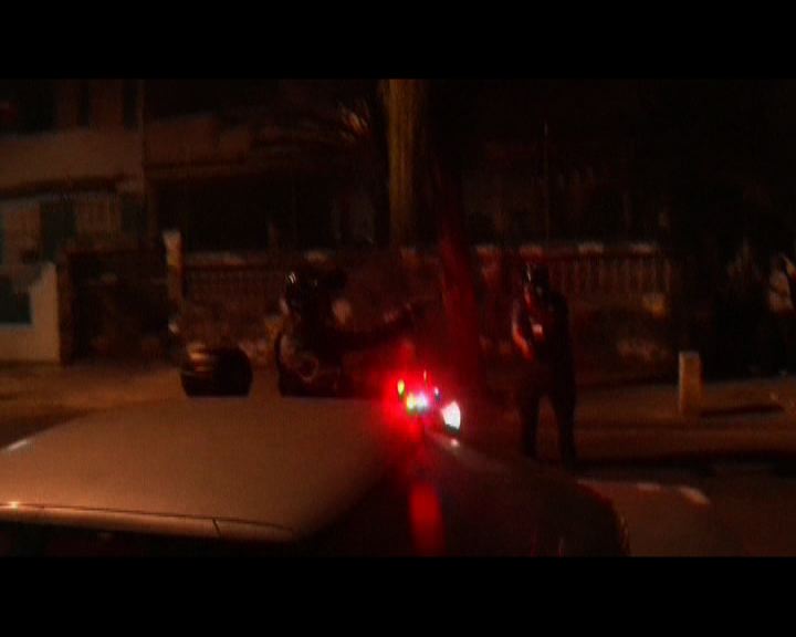 
巴西警方涉以實彈驅散示威者