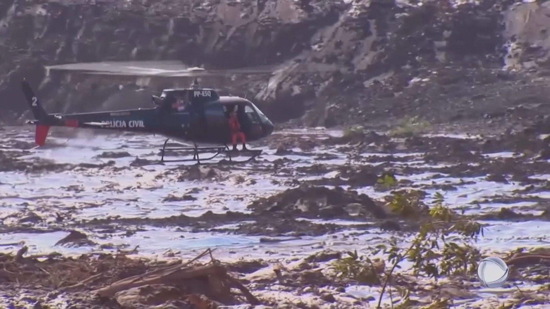 巴西礦場堤壩崩塌　近300人下落不明