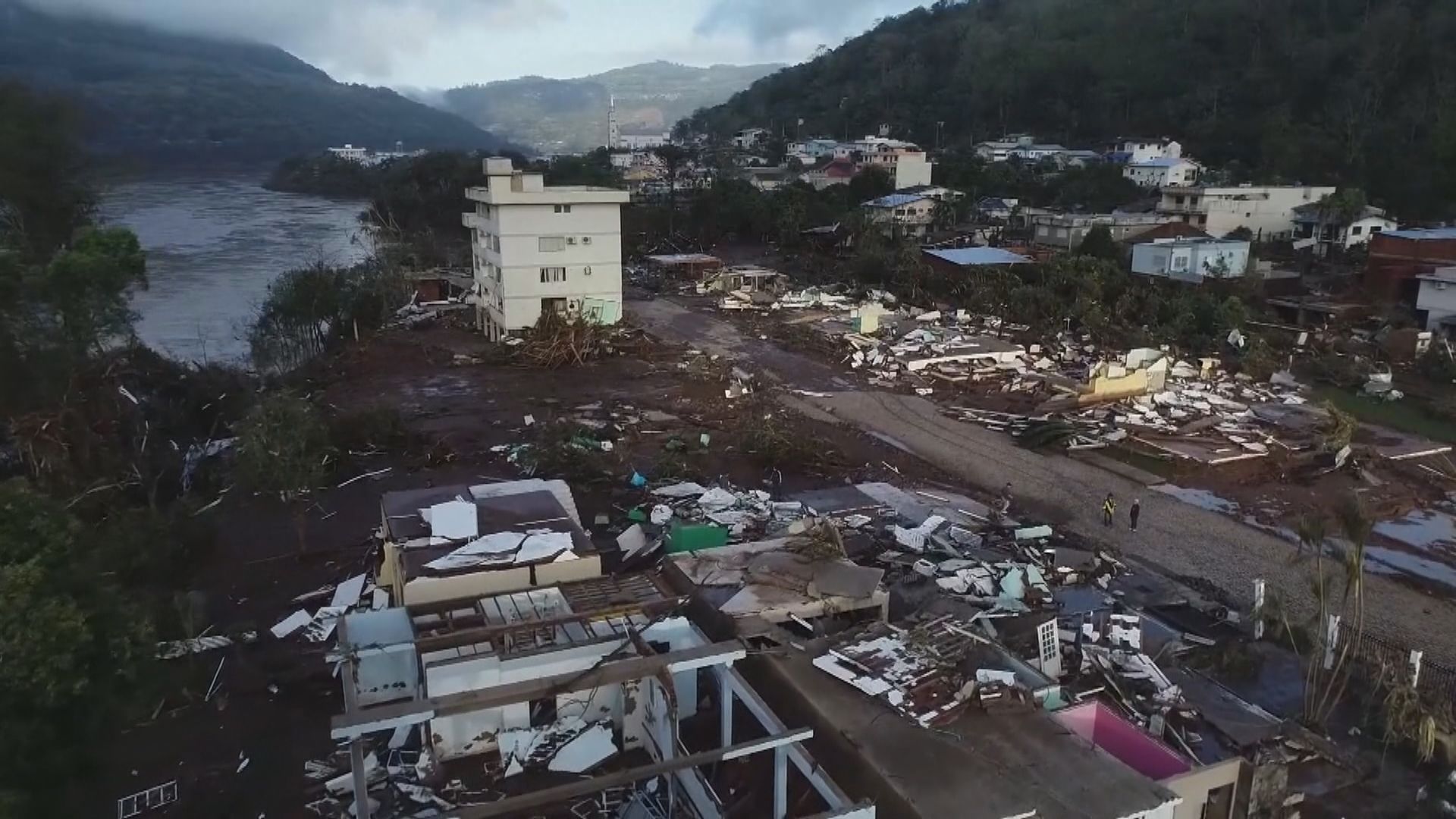 巴西南部水災最少36人死亡