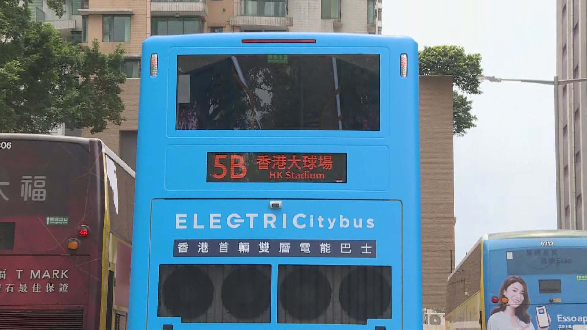 全港首輛雙層電能巴士試行