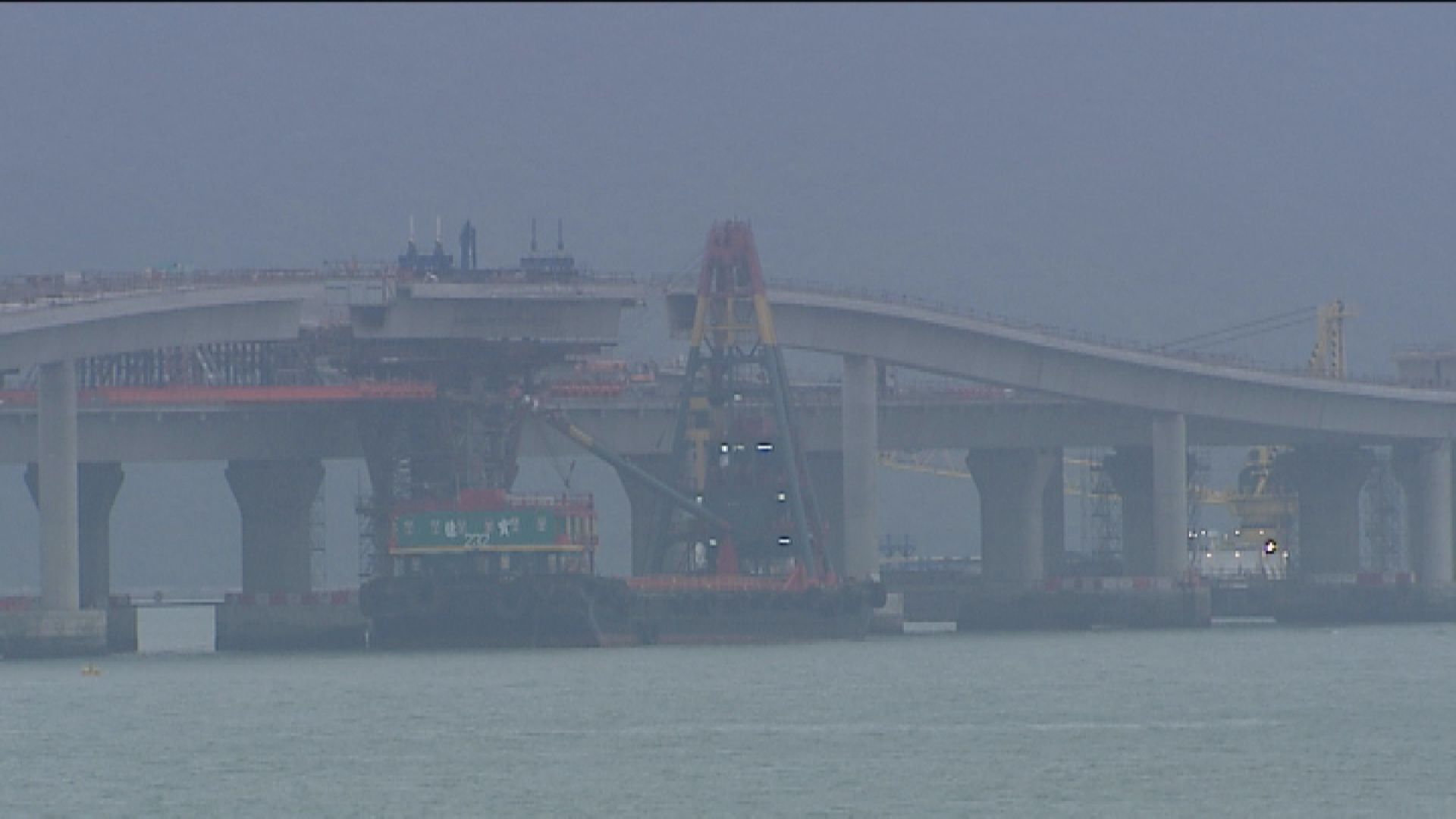 港珠澳大橋致命事故 外籍工程師被控誤殺准保釋