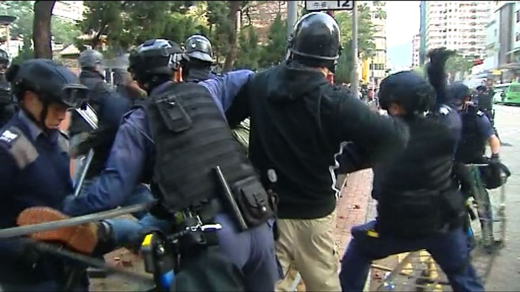 旺角騷亂案　一被告自辯稱只在現場攝錄