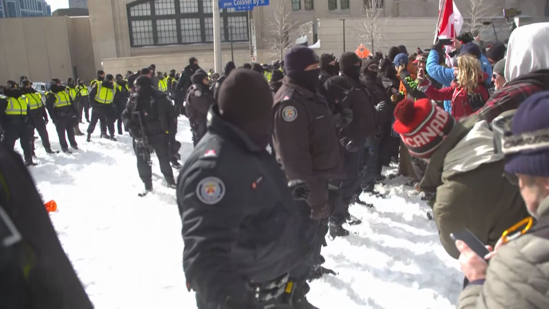 渥太華警方續拘捕佔據市中心示威者