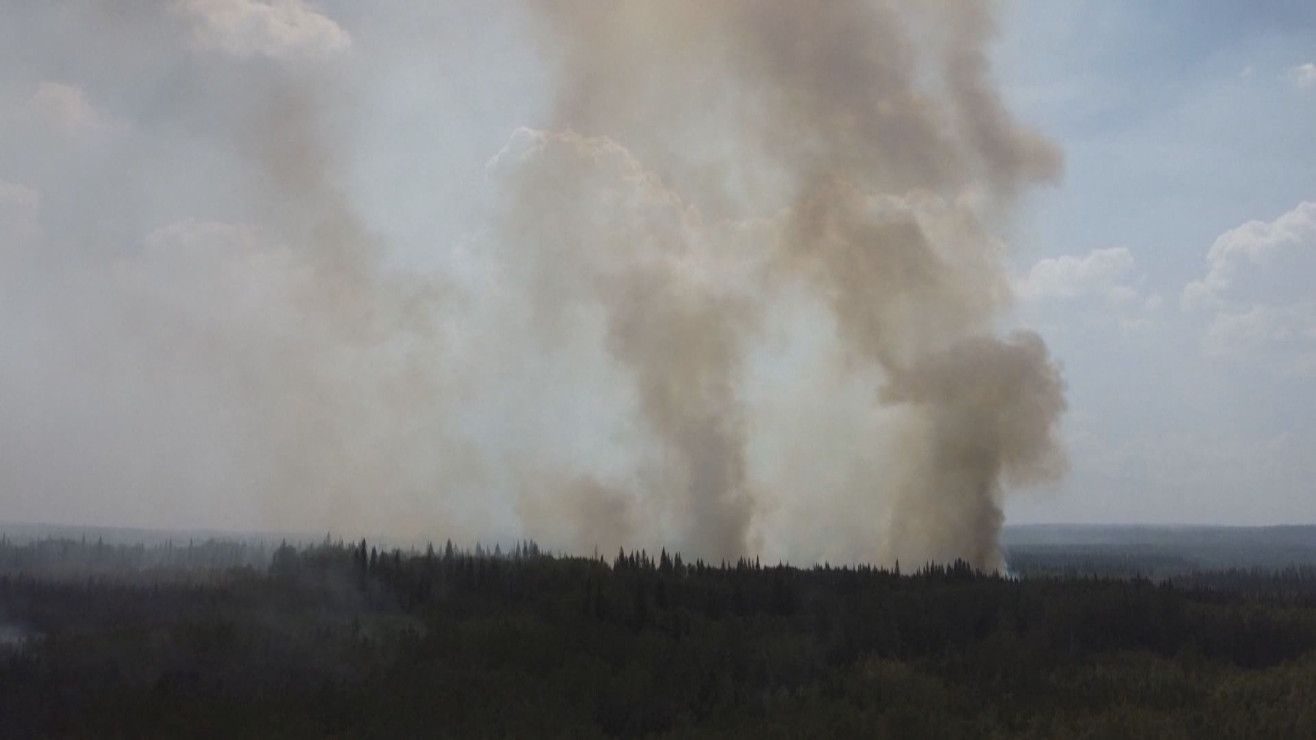 加拿大山火濃煙繼續籠罩北美地區
