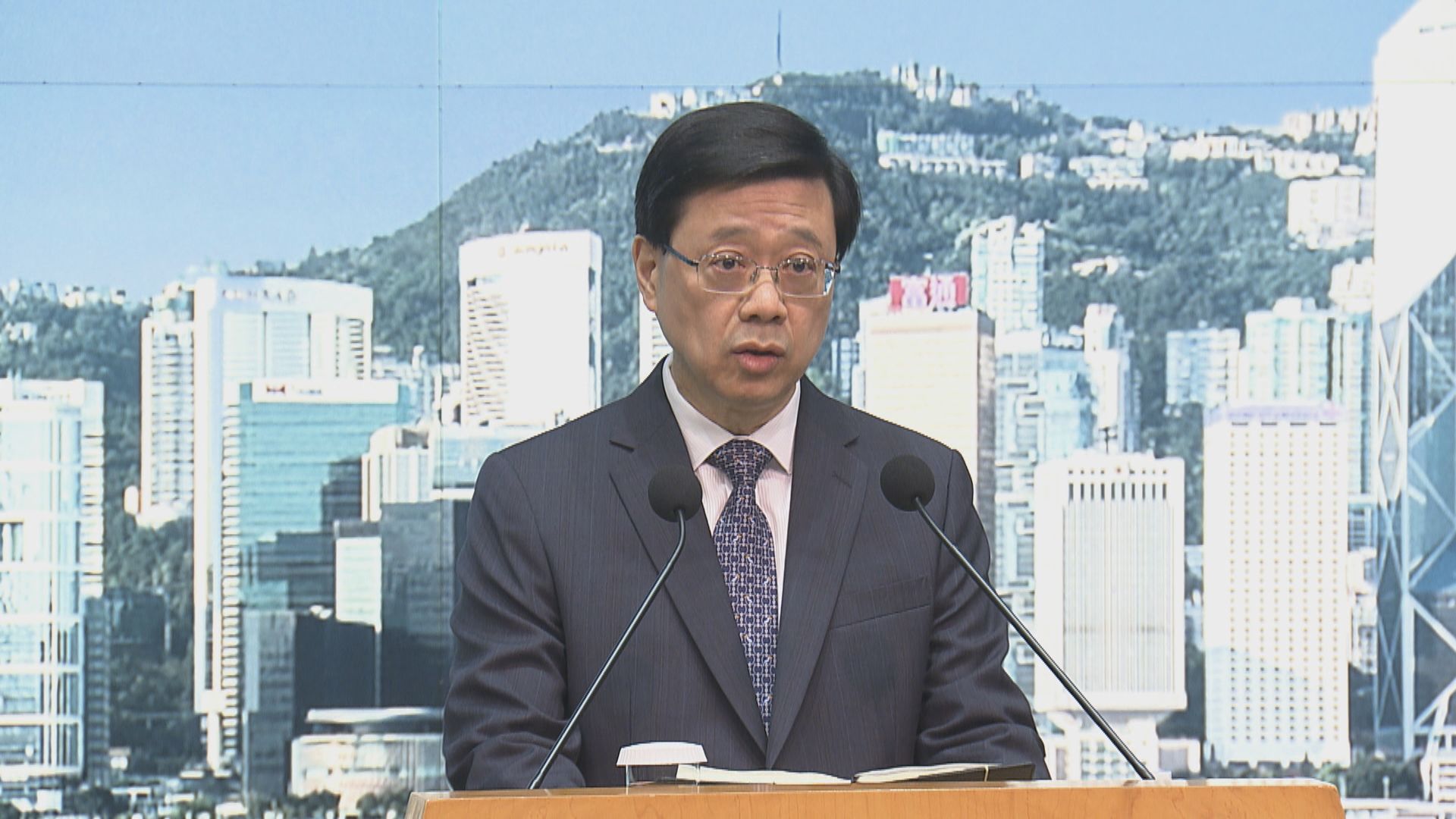 李家超：「開心香港」帶旺消費　本港首季經濟錄得正增長