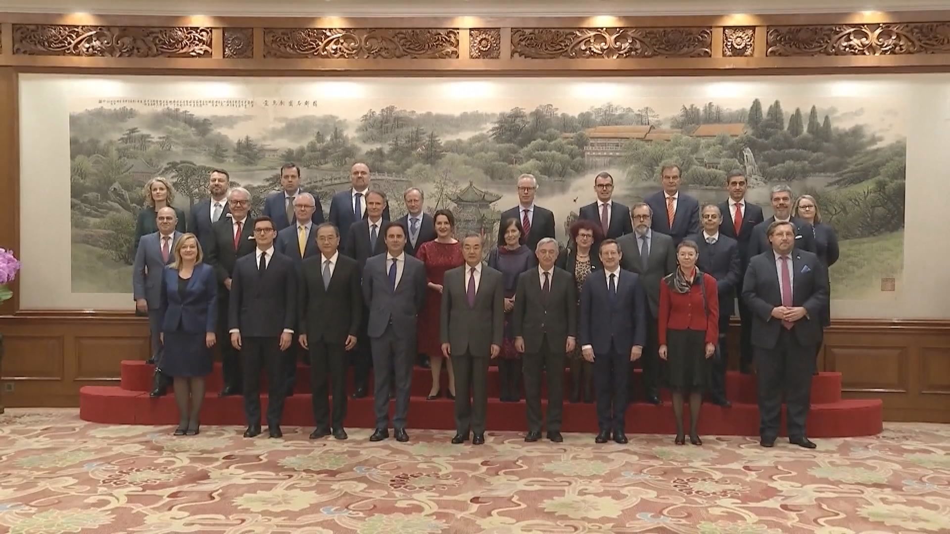 王毅冀中歐領導人會晤推動關係邁上新台階