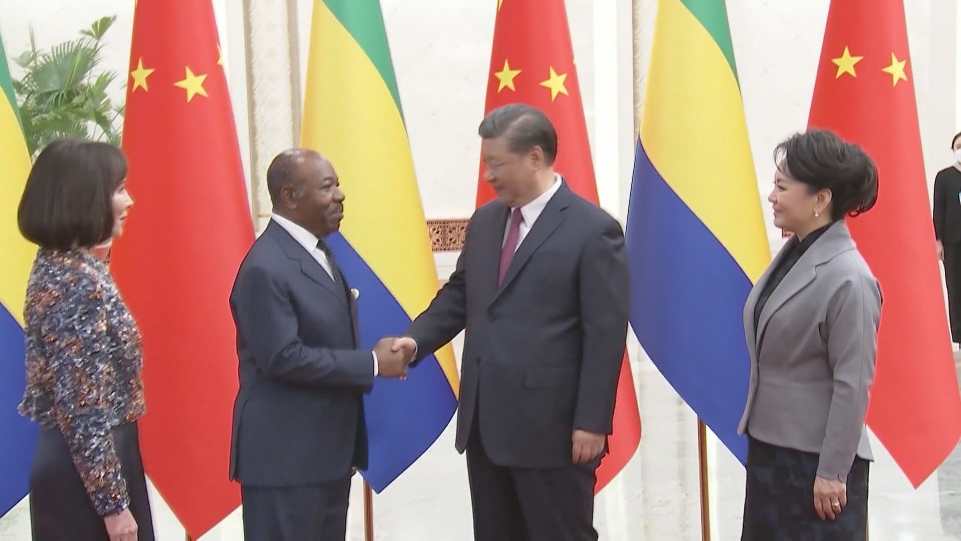 習近平晤加蓬總統　同意提升兩國關係