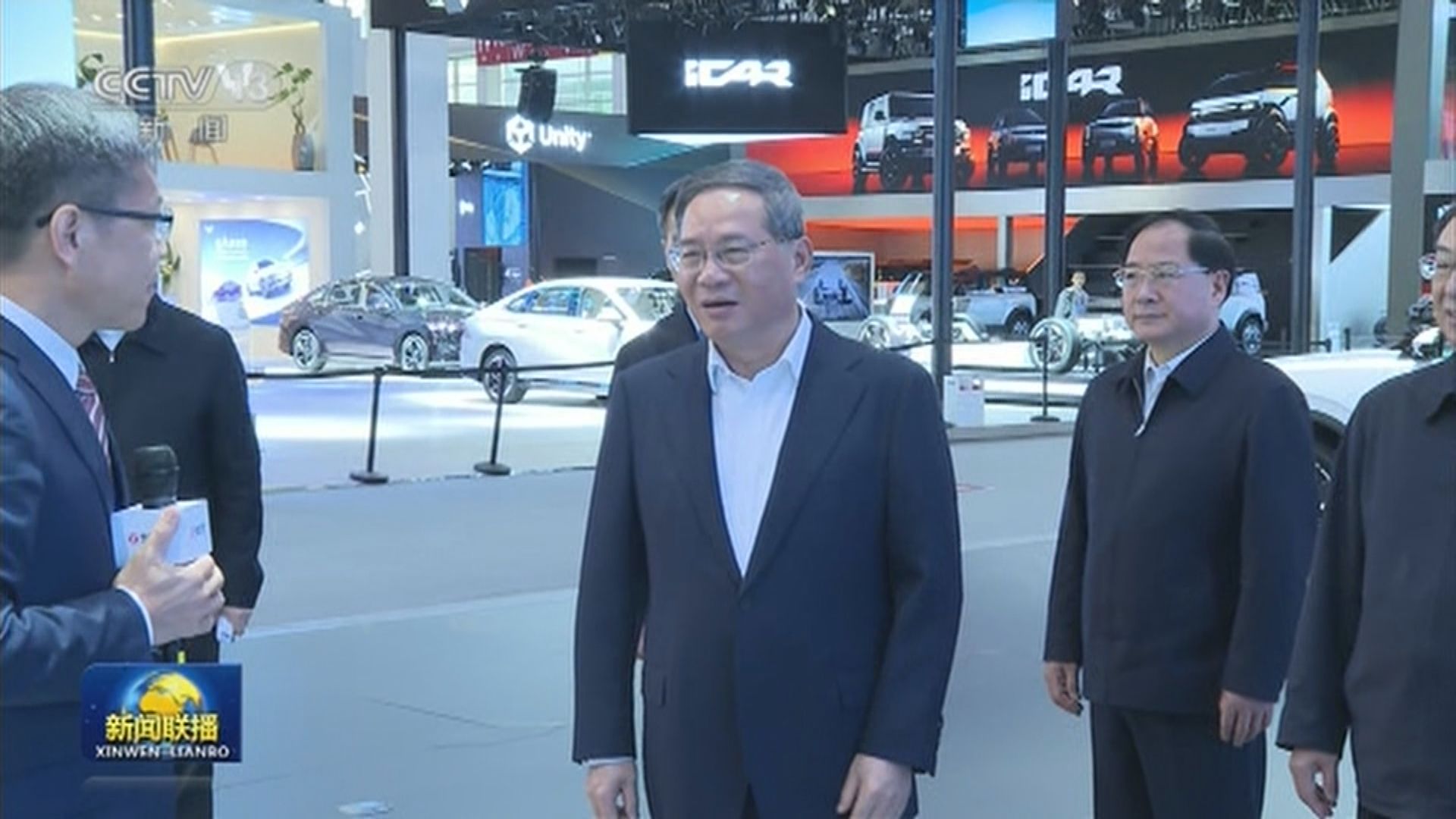 李強參觀北京車展 指中國一視同仁對待內外資企業