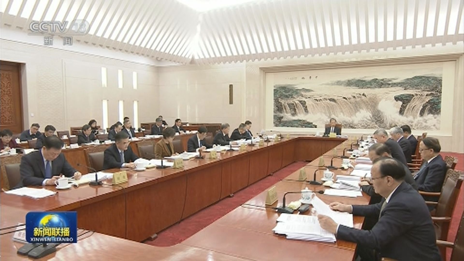 全國人大常委會第八次會議月底舉行