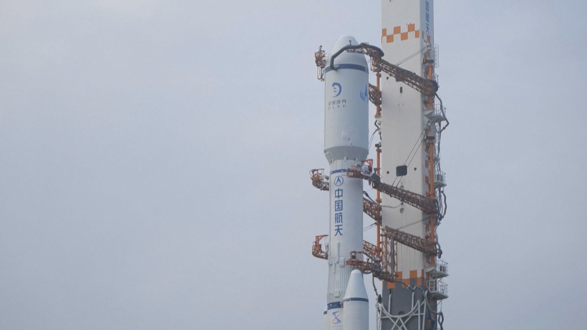 鵲橋二號中繼衛星將於近日擇機發射 將負責月球探測器與地球之間的通訊