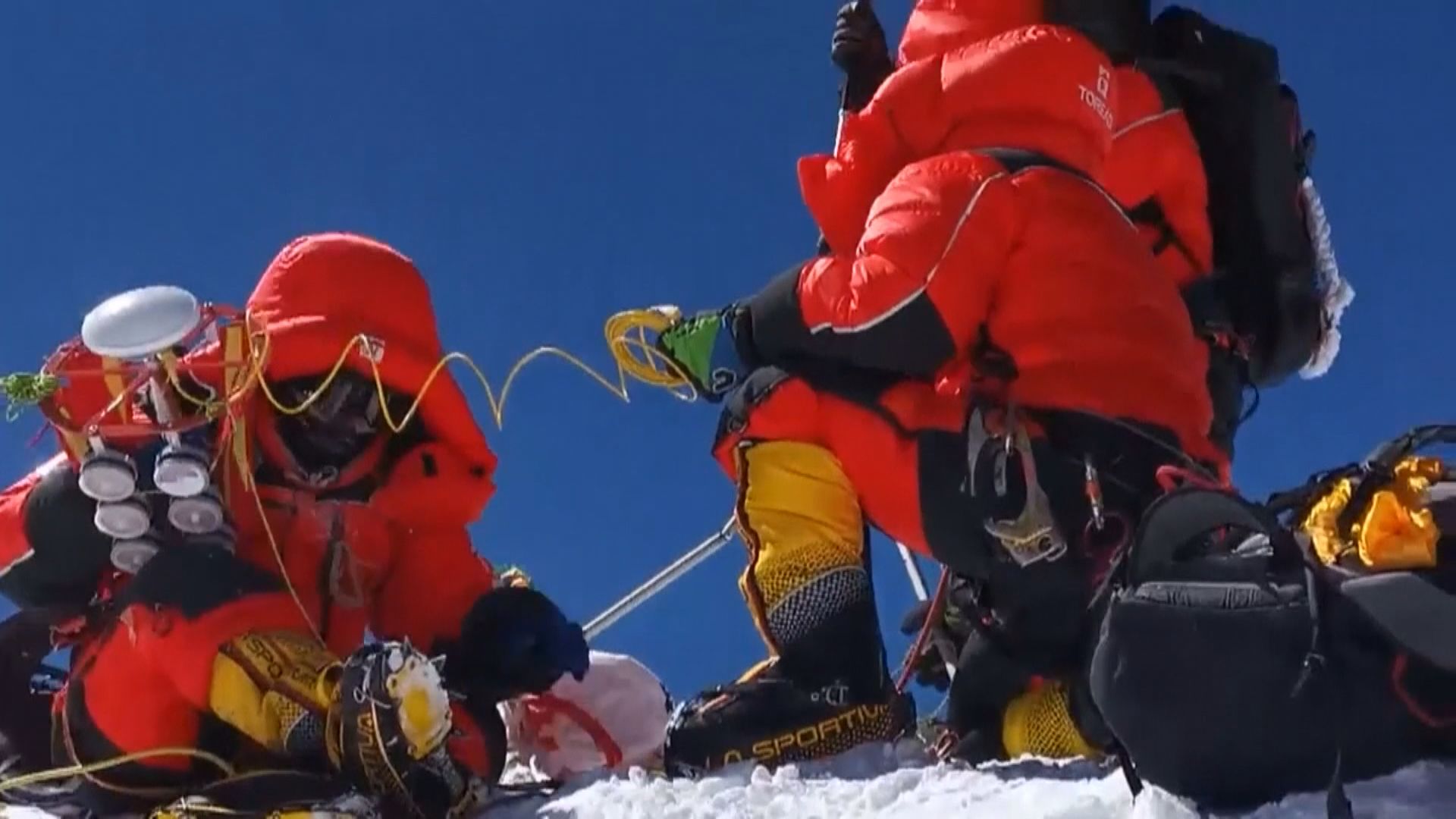 珠穆朗瑪峰最新雪面高度8848.86米