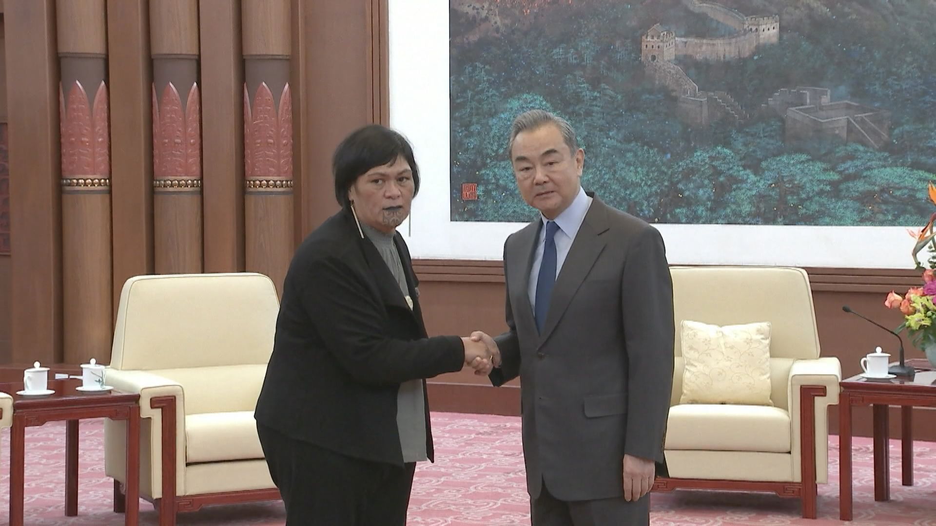 王毅在北京會見到訪的新西蘭外長馬胡塔