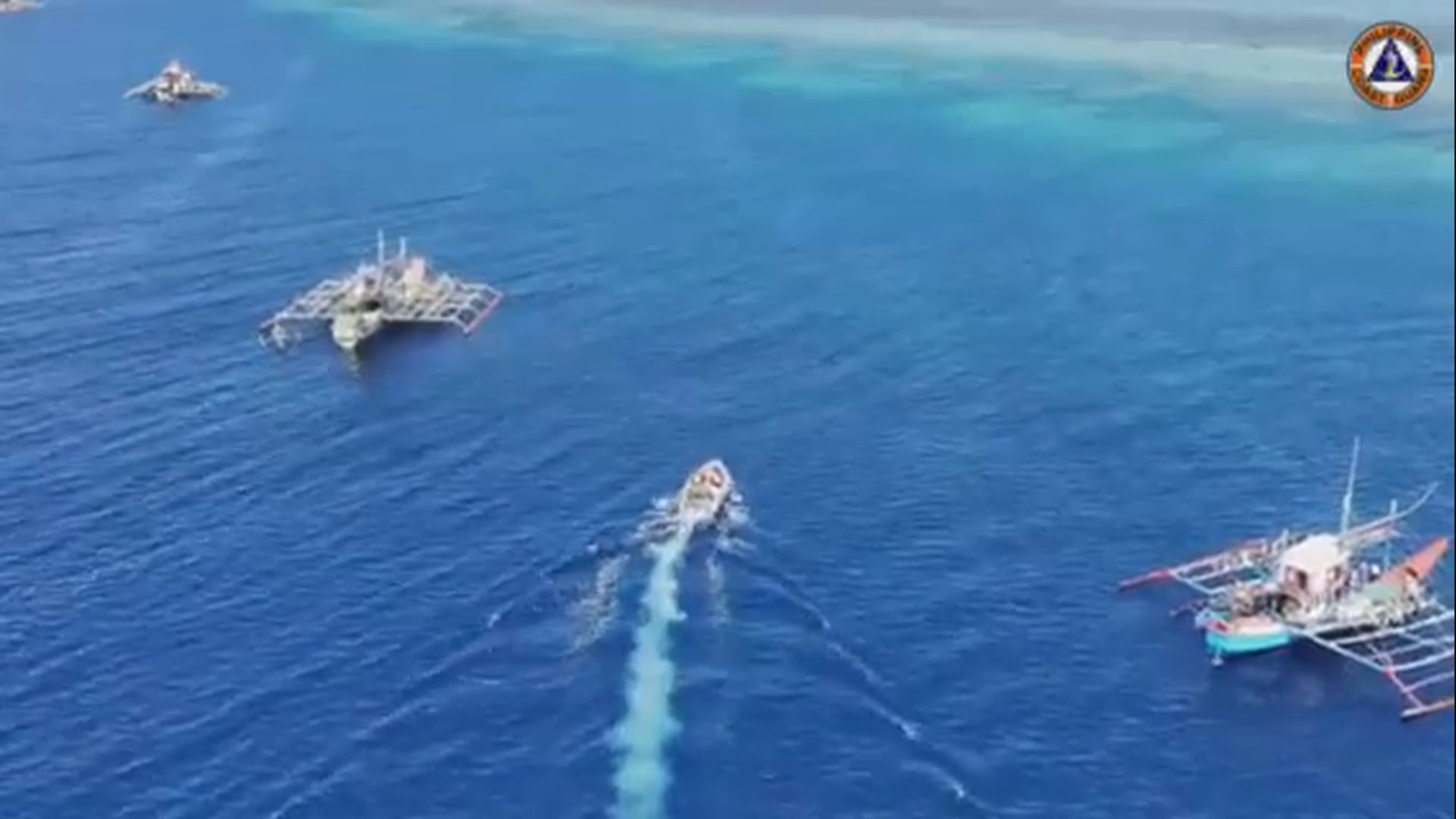 菲律賓批中國海警在黃岩島設置障礙物 北京︰必要措施維護主權