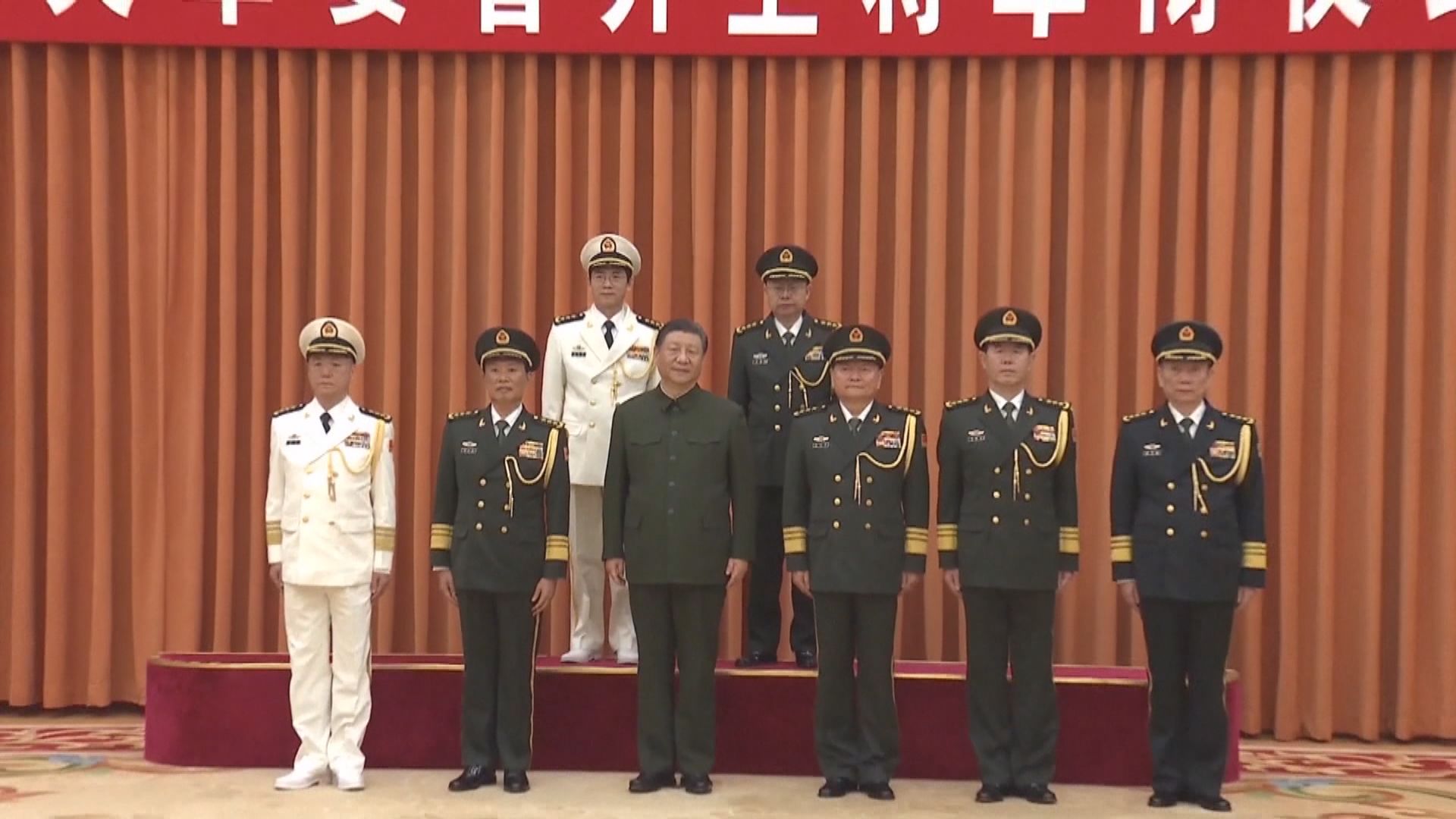 王仁華、肖天亮獲中央軍委晉升為上將