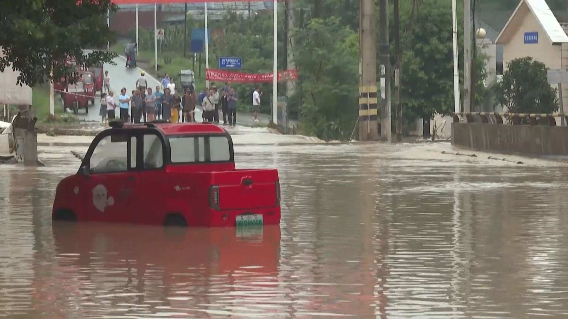 內地多地暴雨持續 應急管理部指逾2000萬人受災