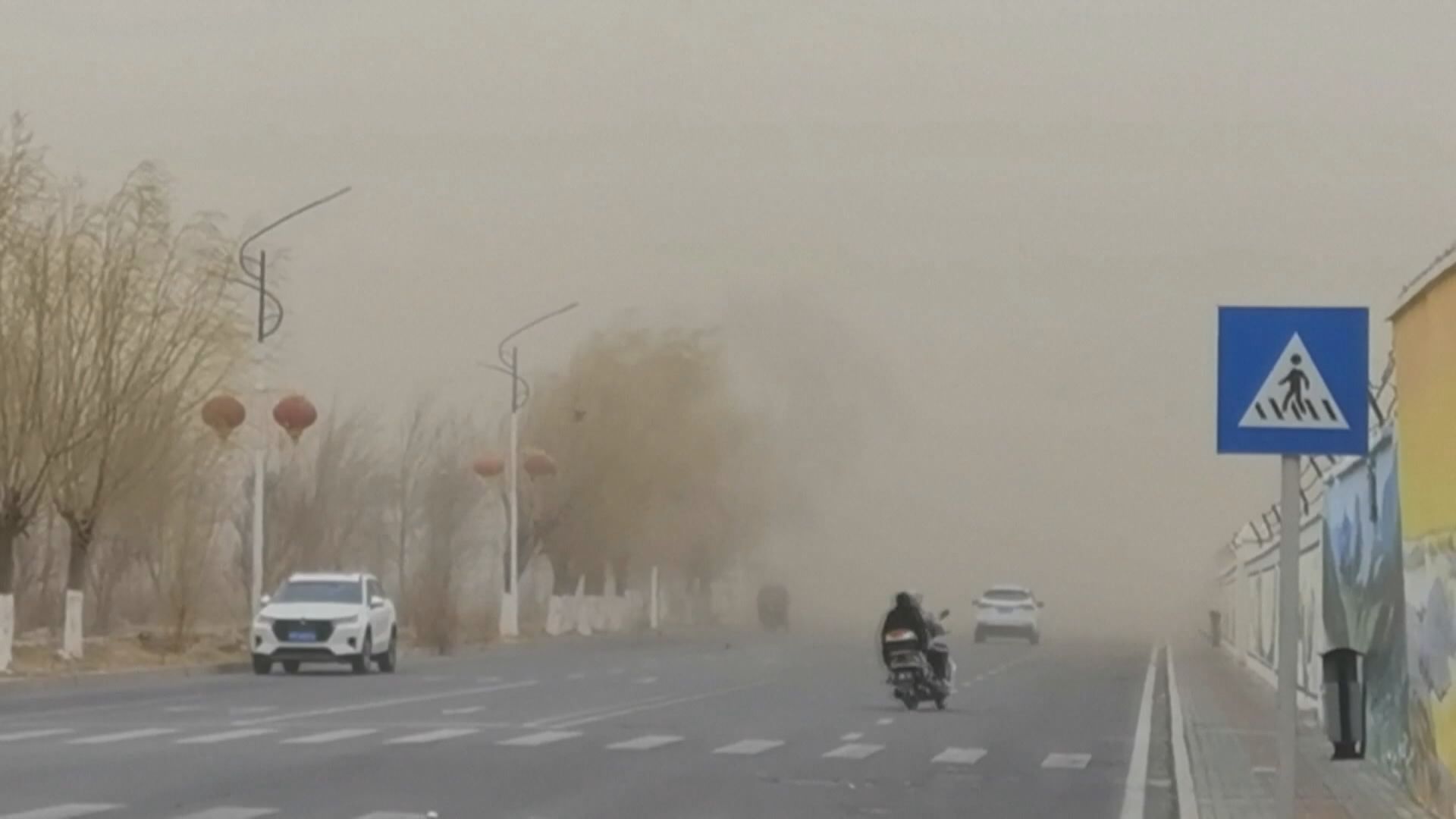 內地北方受今年來最大規模沙塵天氣影響