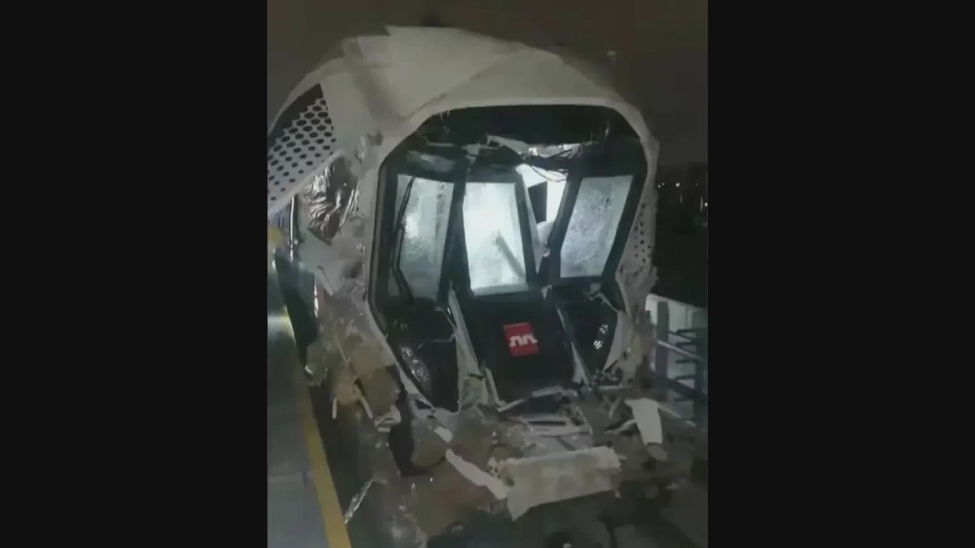 西安地鐵10號線試車時兩列車相撞一死兩傷