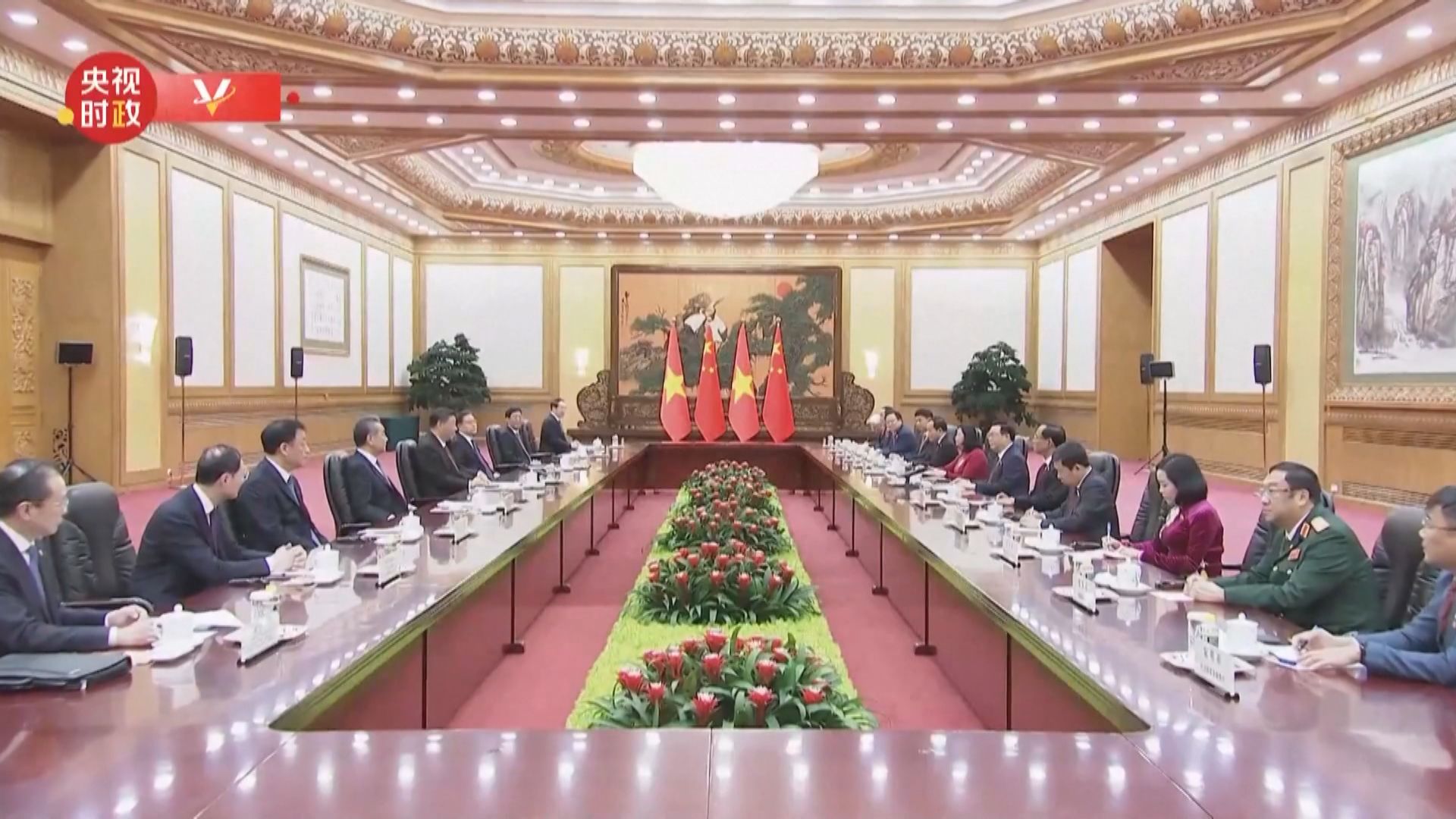 習近平晤越南國會主席王庭惠 稱捍衛社會主義制度是中越共同利益