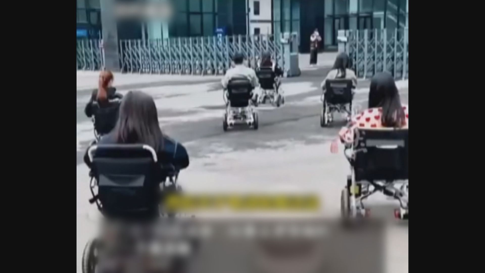 內地嚴查非法改裝自行車 令電動輪椅上班成風潮