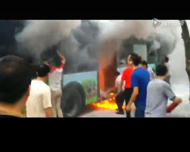 
杭州警方鎖定巴士縱火疑兇