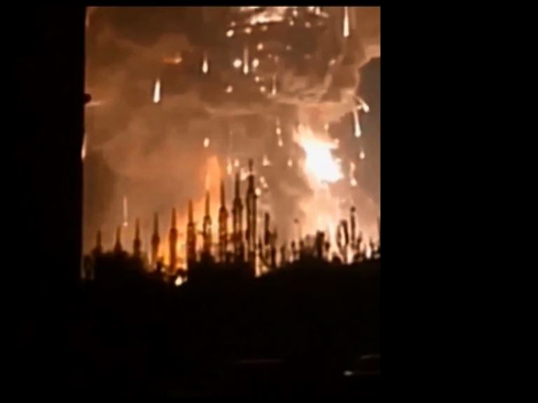 天津危險品倉庫爆炸多人死傷　多名消防殉職