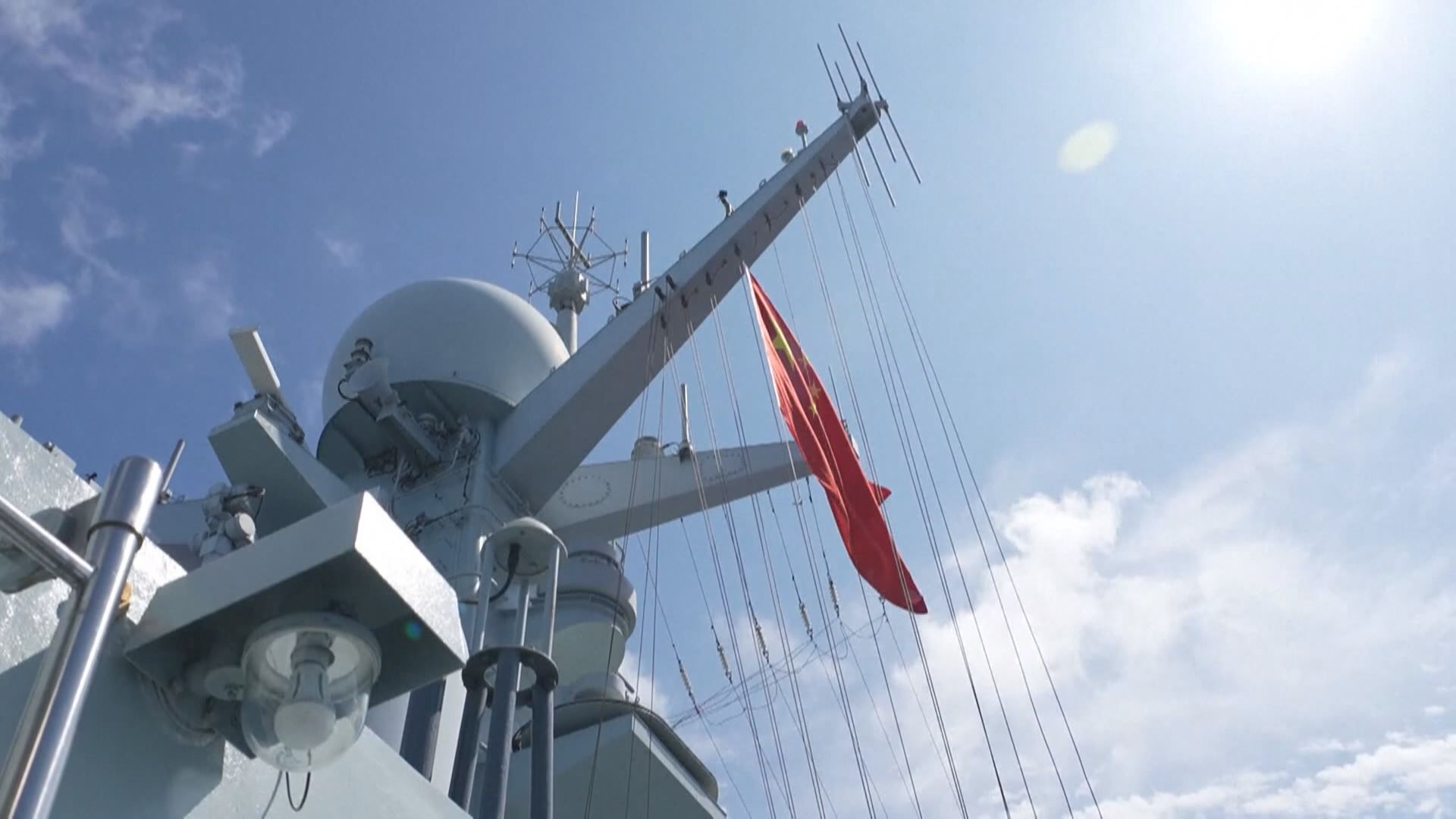 解放軍艦艇抵印尼參加「科莫多-2023」多國演習