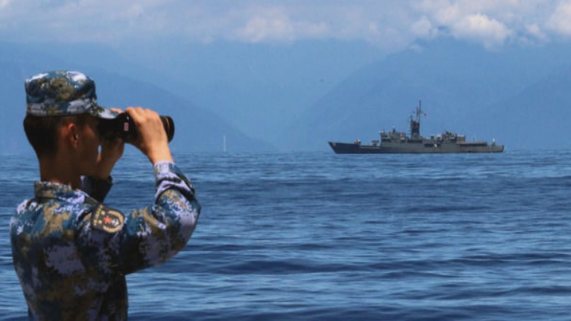 相片顯示解放軍艦艇趨近台灣東部海岸