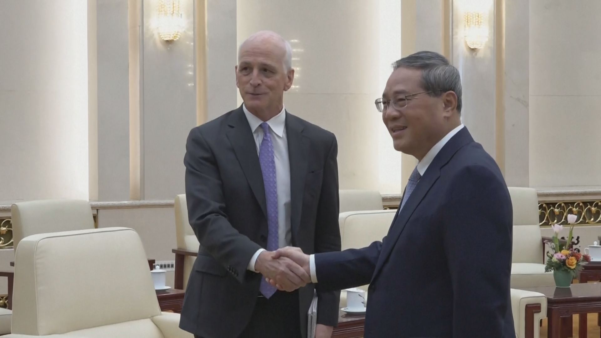 李強會見訪華的美國眾議院跨黨派代表團