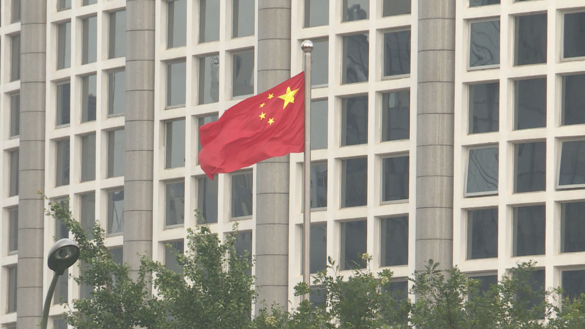 中國放寬外國人赴華簽證及入境政策