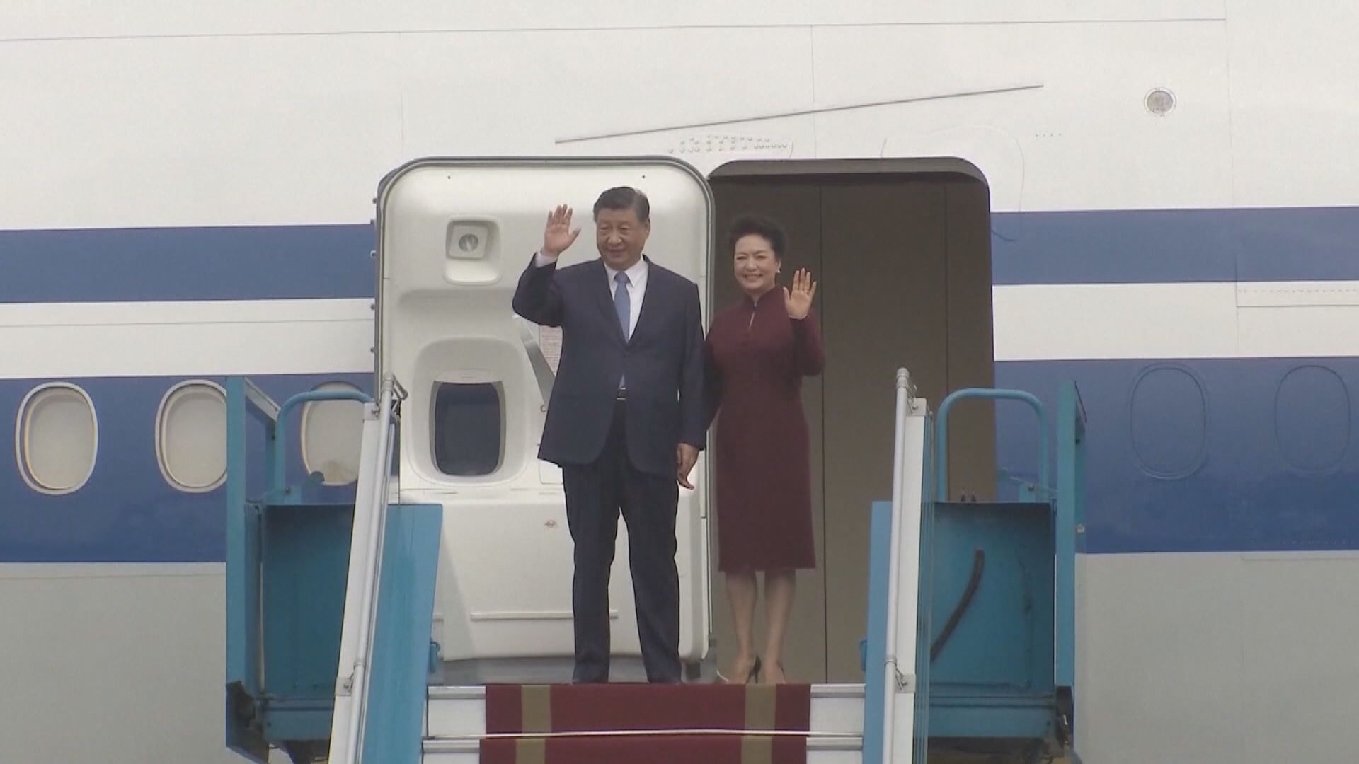 國家主席習近平抵達越南河內展開國事訪問