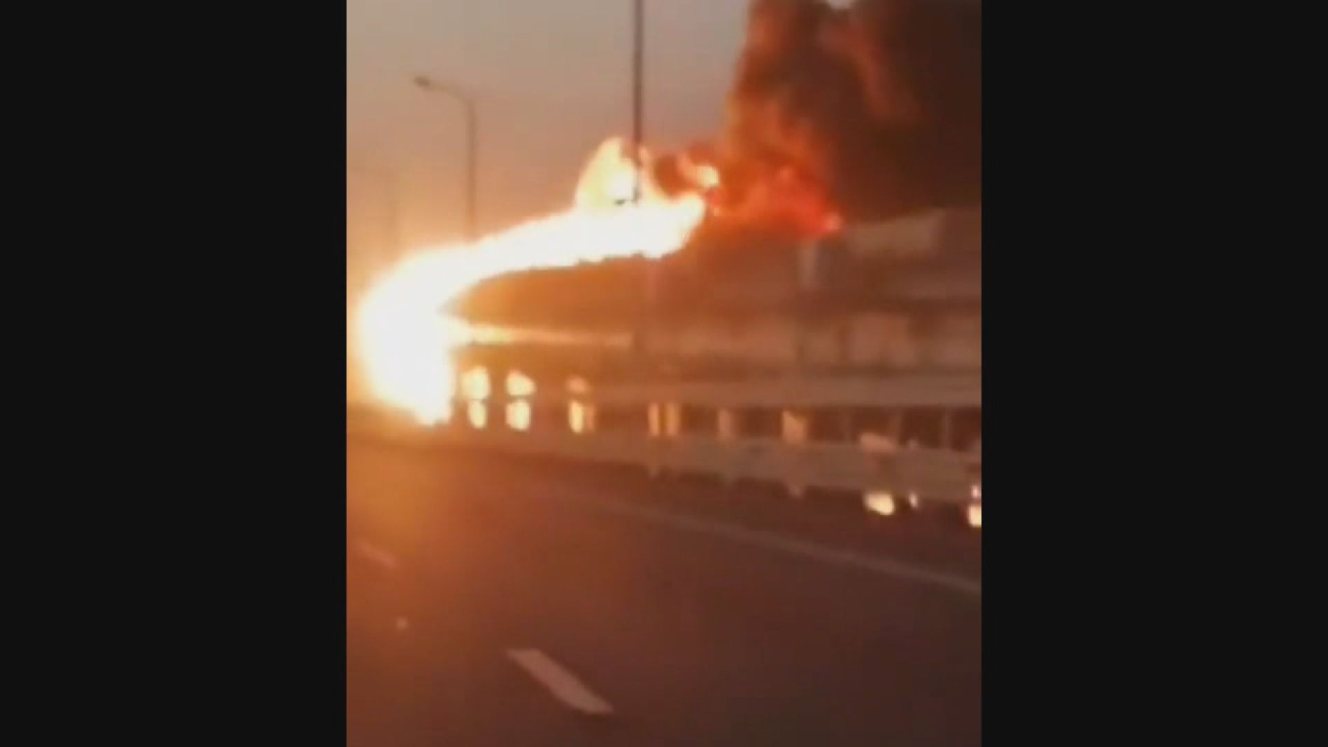 克里米亞刻赤大橋爆炸損毀至少三死　普京下令調查