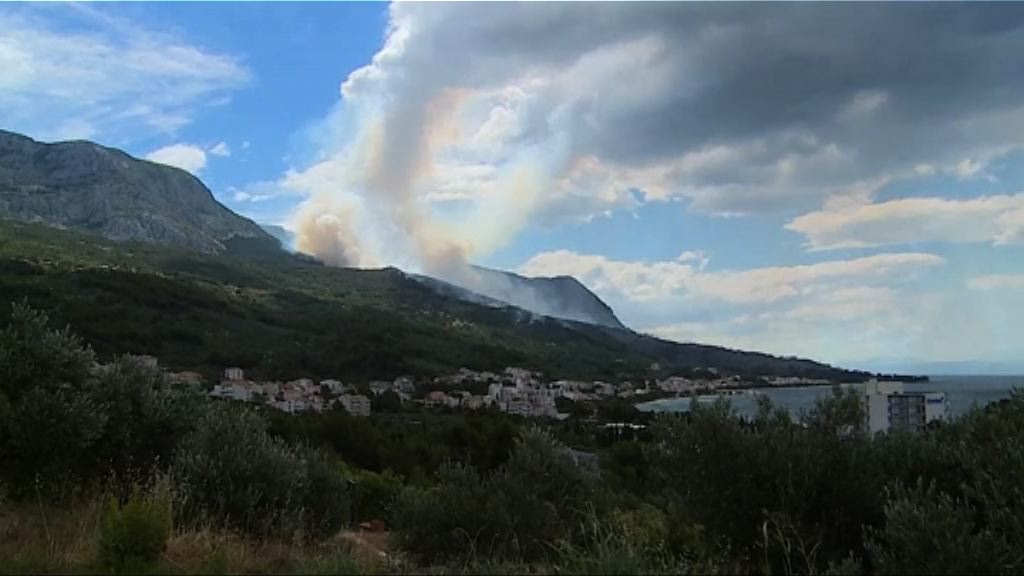 克羅地亞度假勝地山火居民遊客疏散