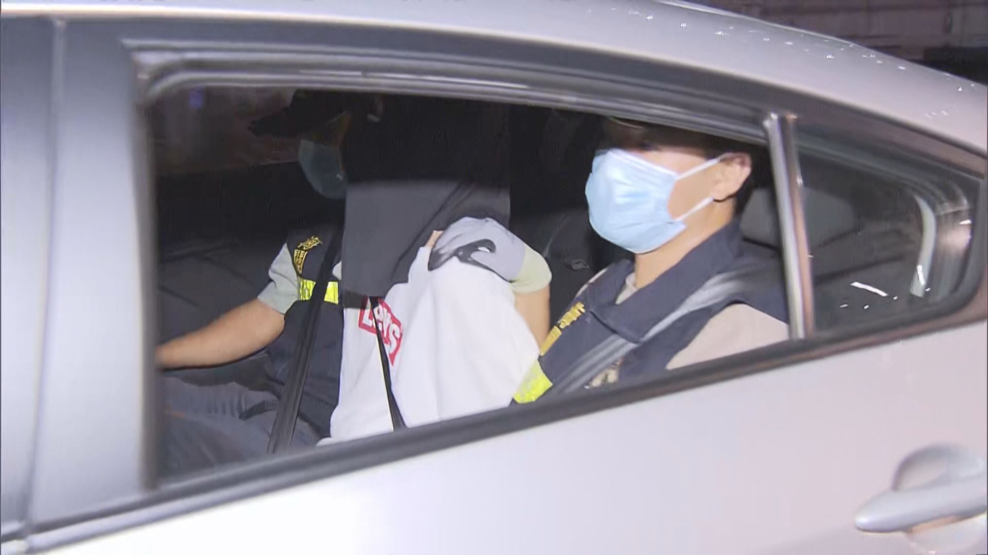海關荃灣拘捕一名20歲男子　檢獲市值約62萬懷疑毒品