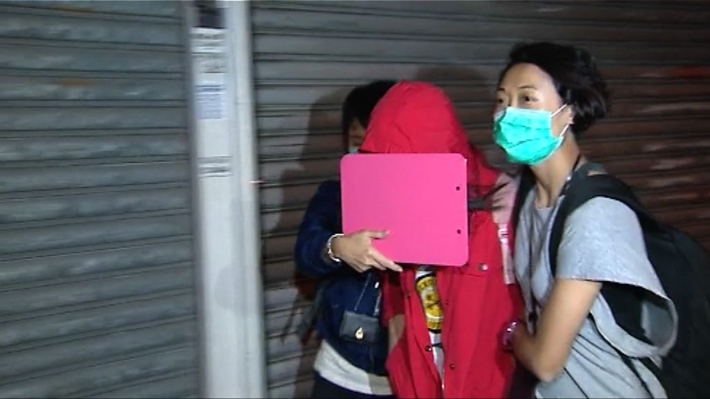 海關打擊售賣冒牌貨店舖拘6人