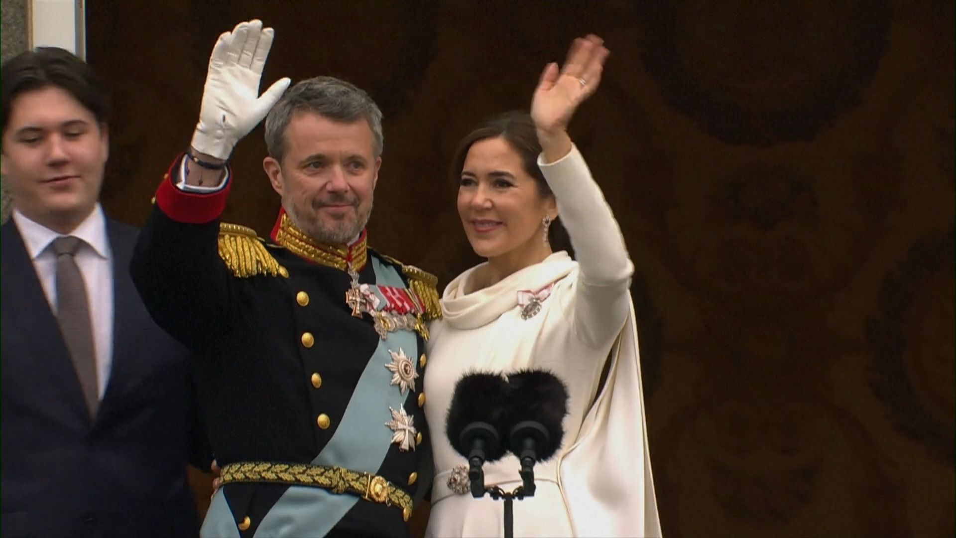 習近平祝賀丹麥國王腓特烈十世即位
