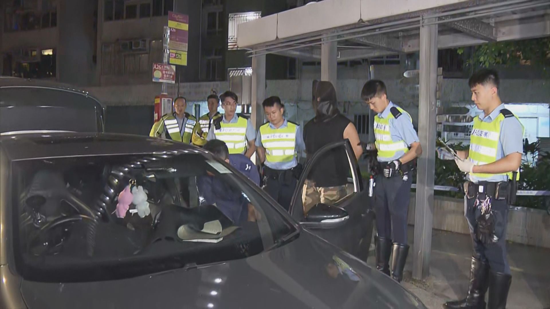 警方藍田截可疑車　檢毒品拘司機