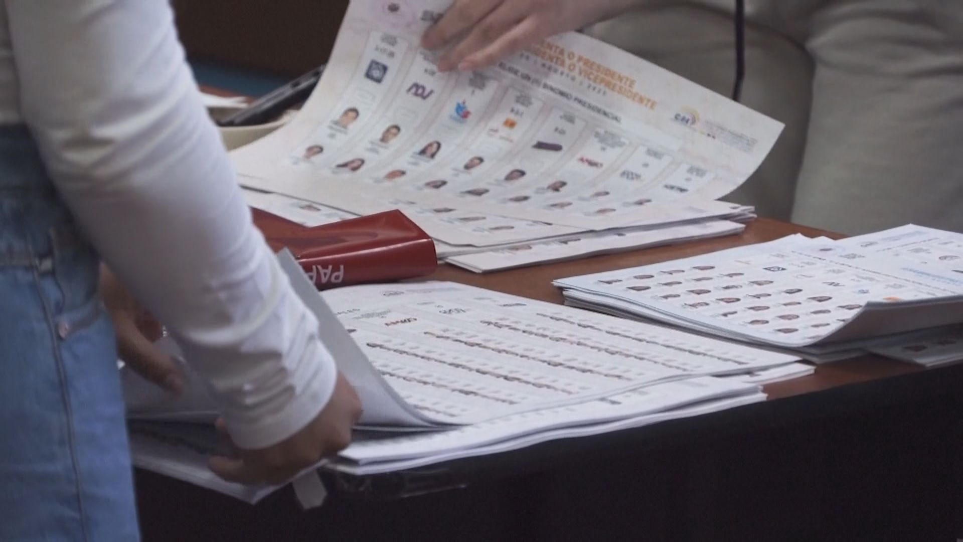 厄瓜多爾總統選舉需進行第二輪投票決勝負