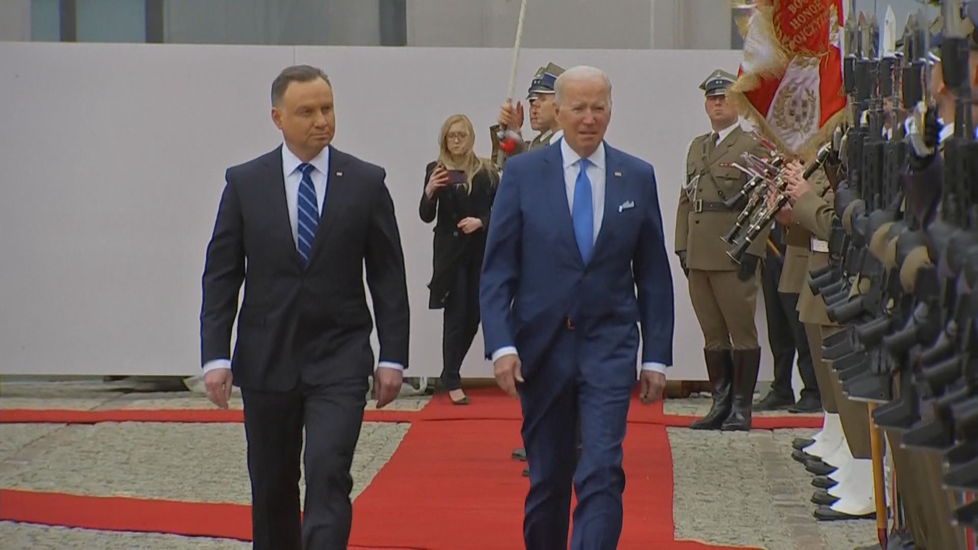 拜登在華沙會見波蘭總統　烏克蘭指獲美防衛合作進一步保證