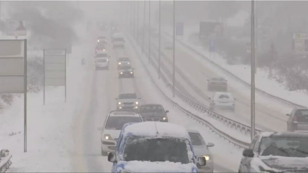 歐洲極端天氣持續　暴雪吹襲多國