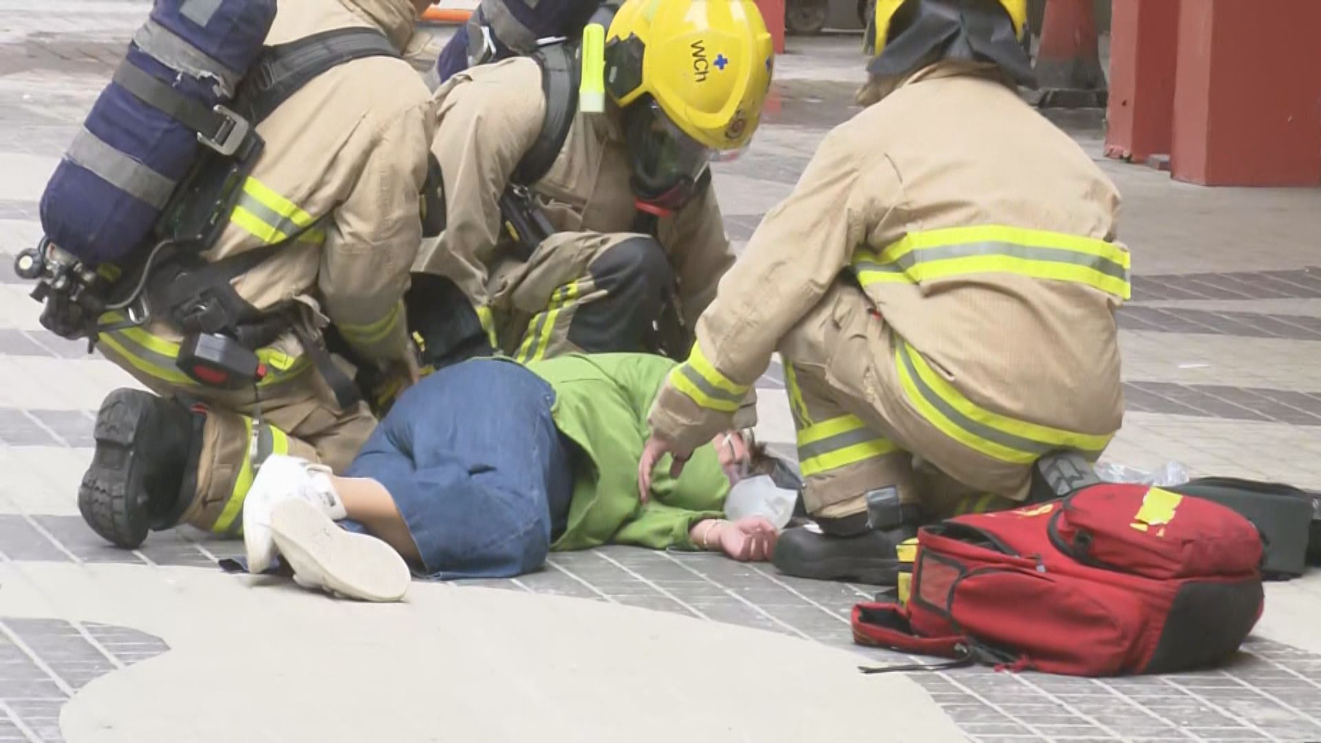 銅鑼灣世貿中心發生三級火　消防疏散逾700人